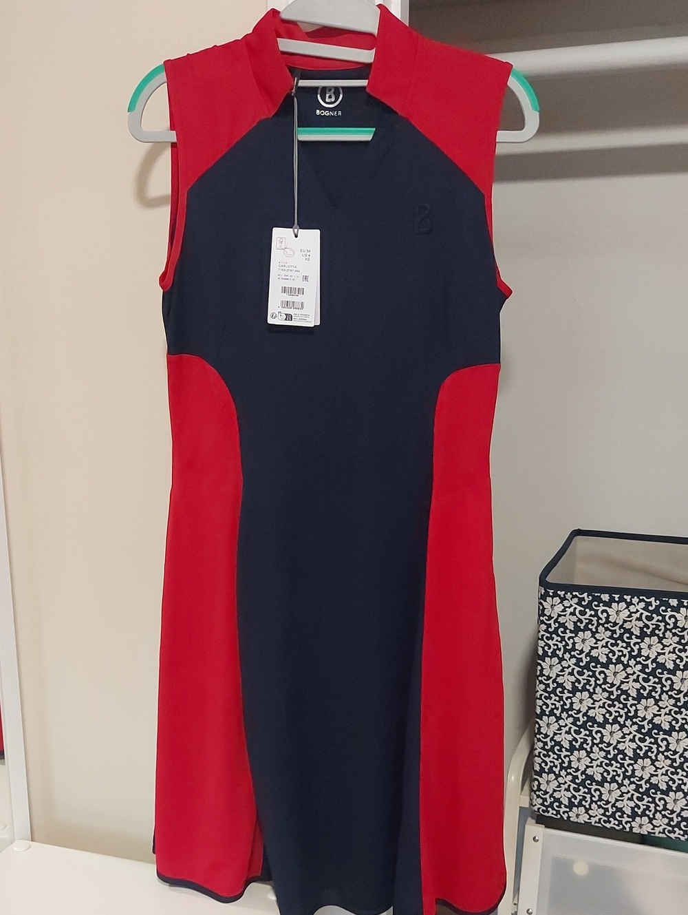 Bogner Red and Navy Sleeveless Sporty Colorblock Dress